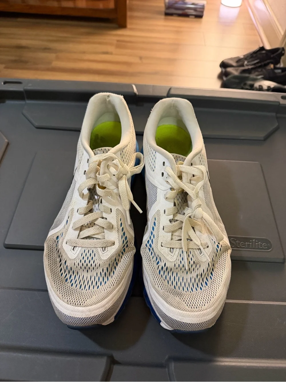 Nike Air Max 2015 White/Game Royal/Black/Volt Men’s Size 12 SKU 621077-104